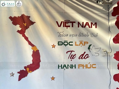 Bộ chữ gỗ Việt Nam hạnh phúc [Gỗ nhẹ - KT 95x90cm] CHUGO-24